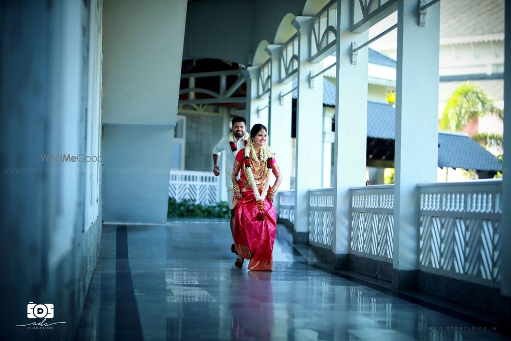 Photo From Actress Ashwathy Warrier & Abilash Unnikrishnan's Destination Wedding at Le Meridien Kochi - By SDS Studio