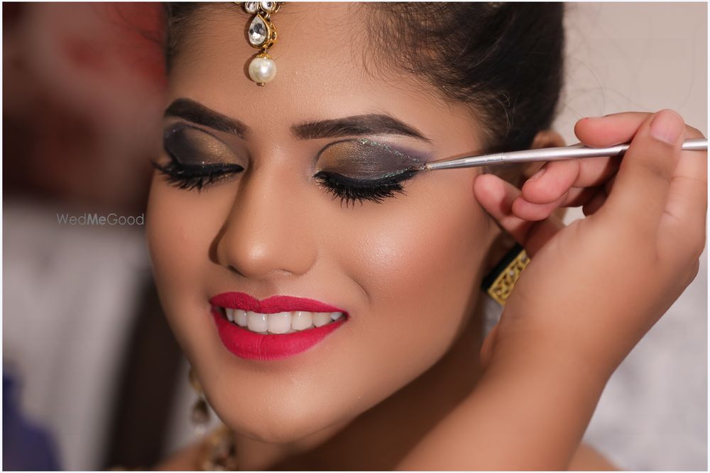 Photo From Best Looks - By Nayankaari