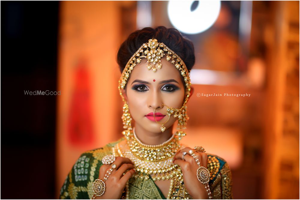 Photo From Best Looks - By Nayankaari