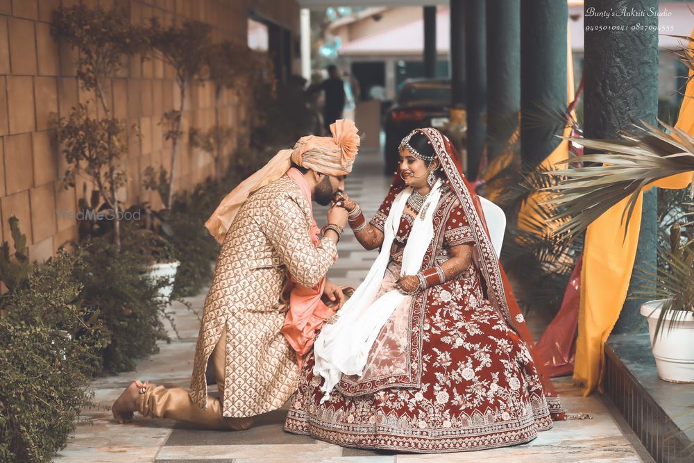 Photo From Priya Weds lavesh - By Aakriti Studio