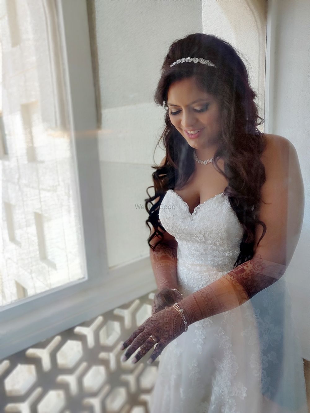 Photo From Dipti's White Wedding - By Kareizma Makeup & Hair 
