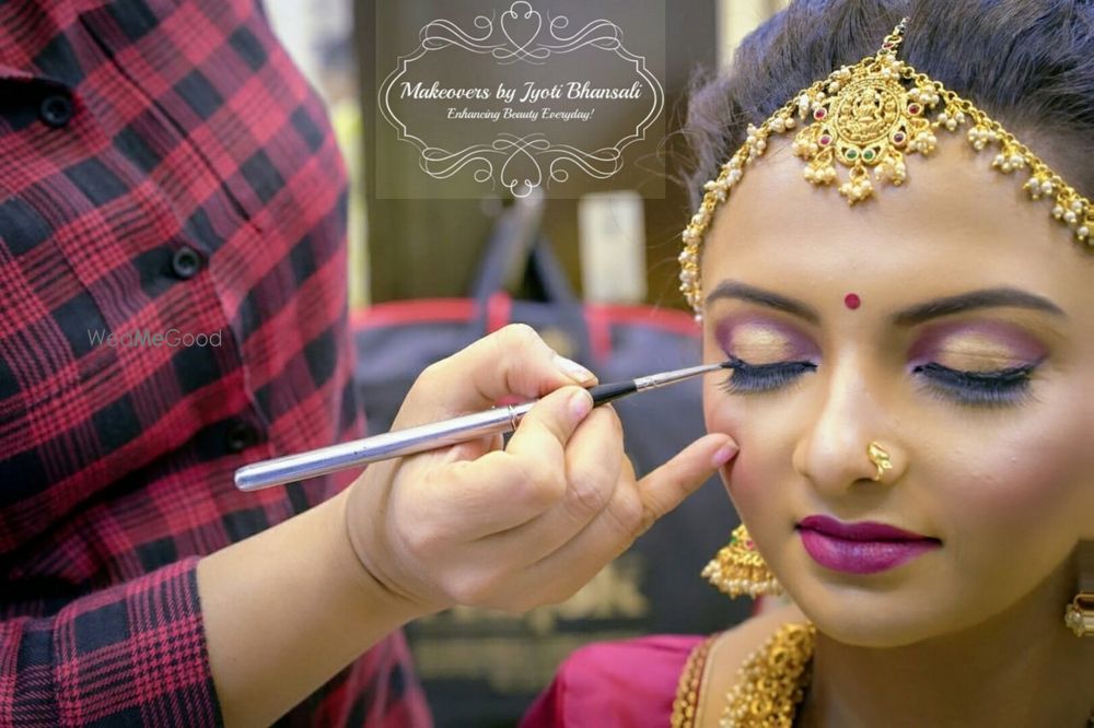 Photo From South Indian Look - By Makeovers by Jyoti Bhansali