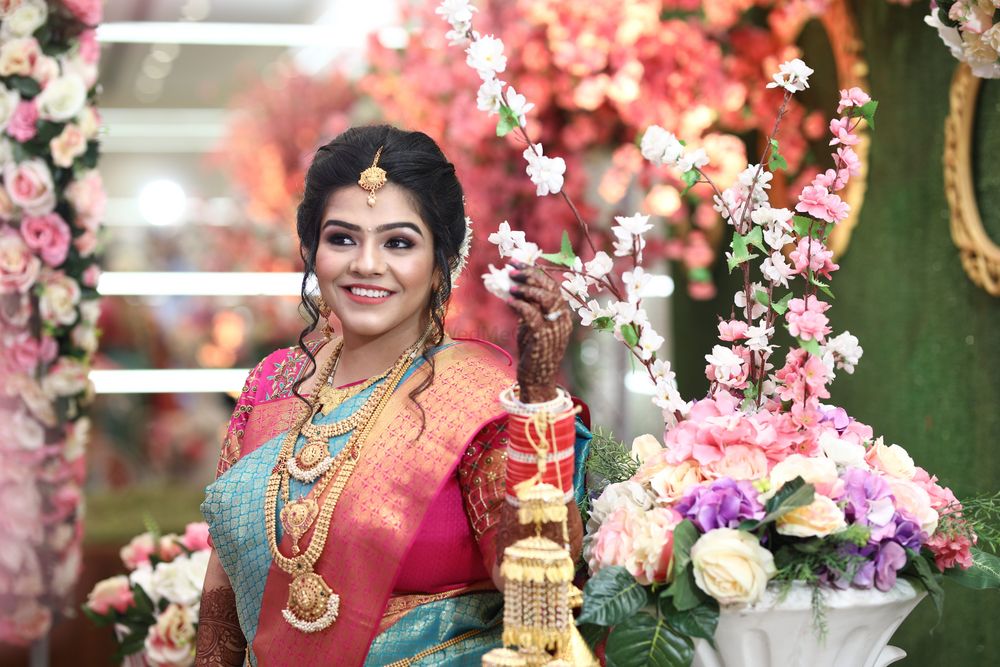 Photo From Shruti's wedding - By Sneha SK Makeovers