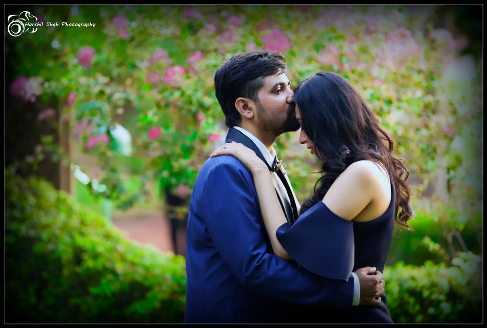 Photo From pre wedding - By Harshil Shah Photography