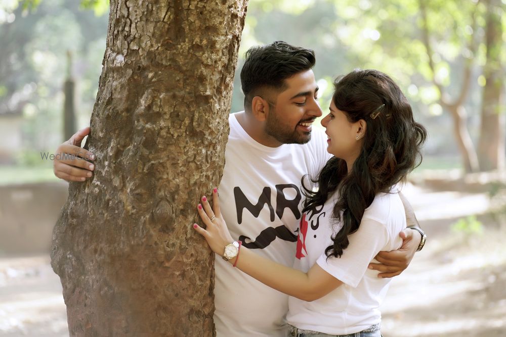 Photo From Tushar & Nisha Pre Wedding  - By The Wedding Knott