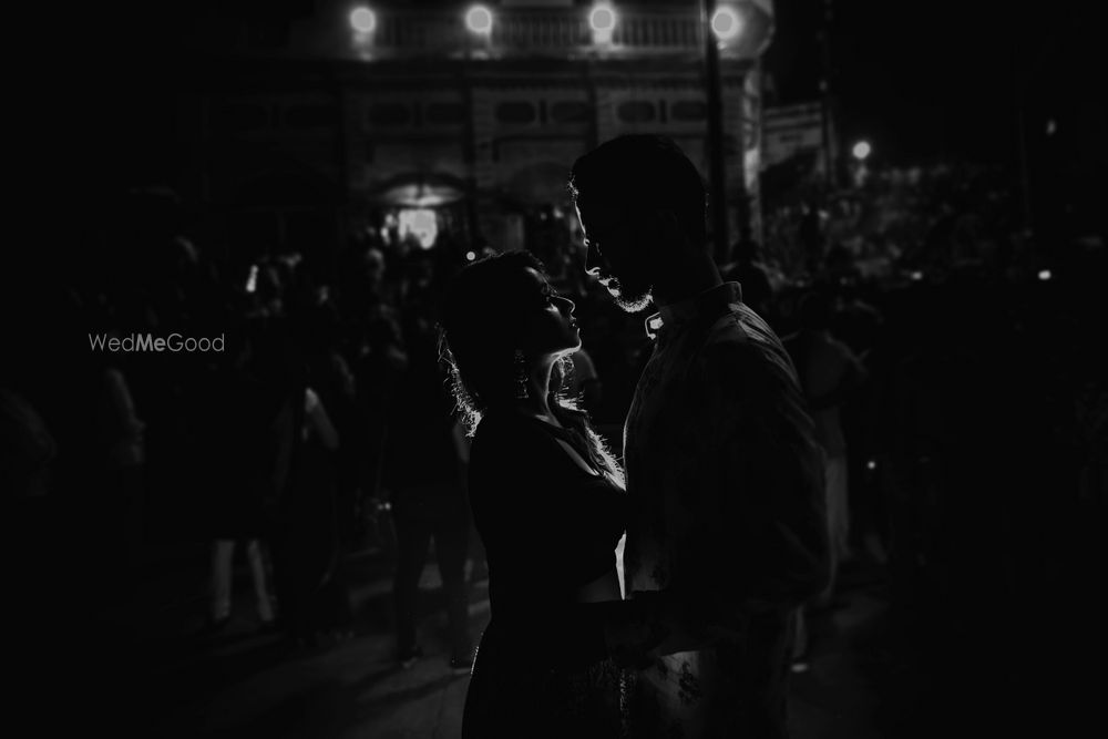 Photo From Somoshree & Debayan (Varanasi Love Session) - By Like Old Wine Films