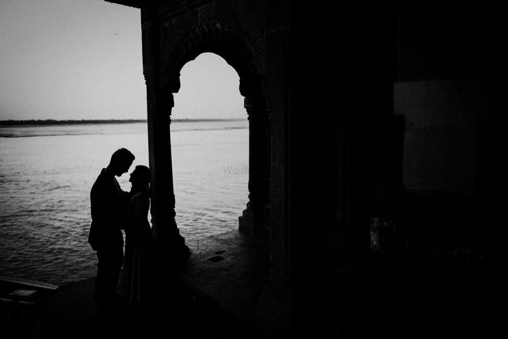 Photo From Somoshree & Debayan (Varanasi Love Session) - By Like Old Wine Films