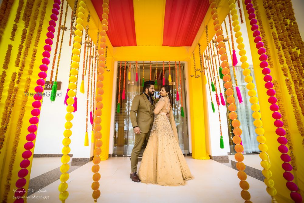 Photo From Bhavna Weds Saurabh - By Aakriti Studio