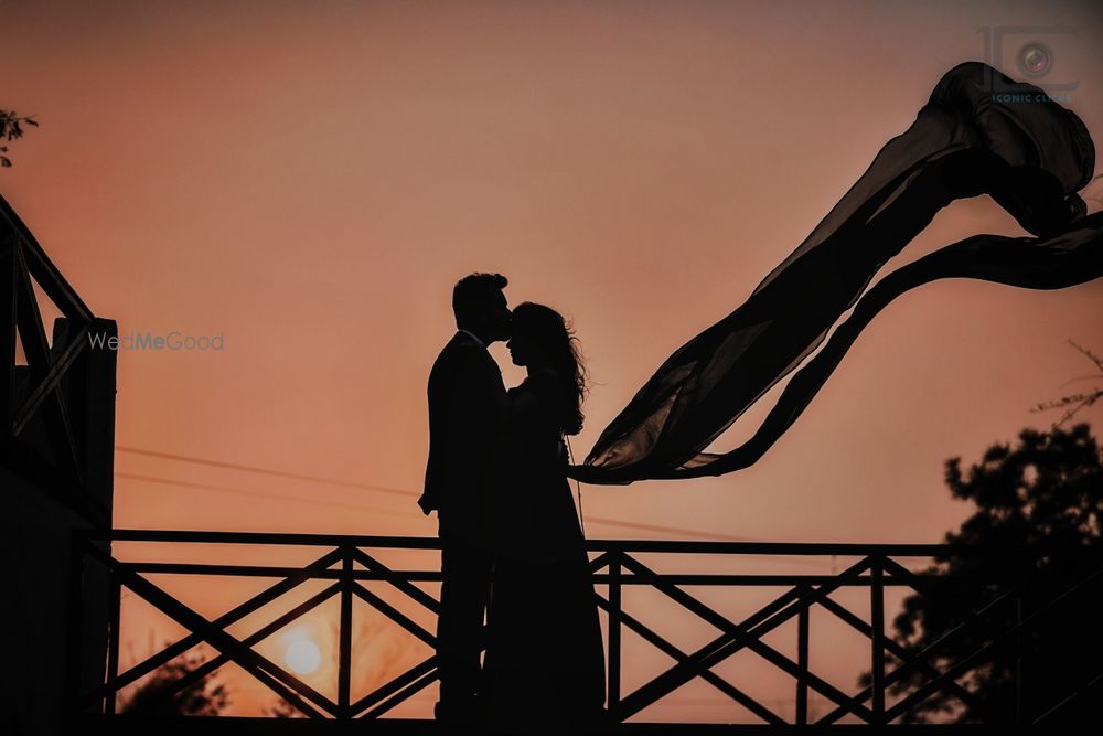 Photo From A+R Pre Wedding Shoot - By Iconic Clicks Photography & Events