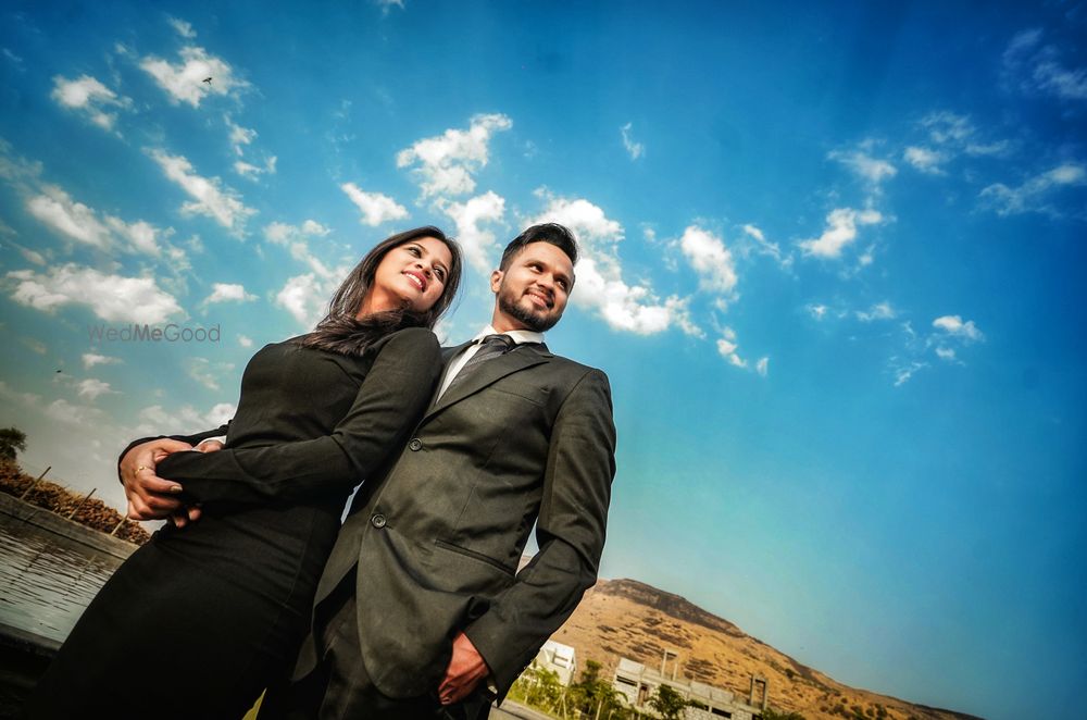 Photo From R+T Pre Wedding Shoot - By Iconic Clicks Photography & Events