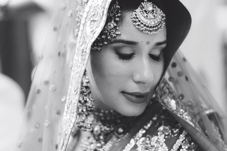 Photo From Portfolio 2.0 - By Makeup by Simran Kalra