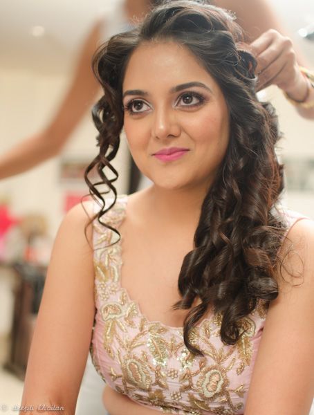 Photo From a soft makeup for reception - By Deepti Khaitan Makeup