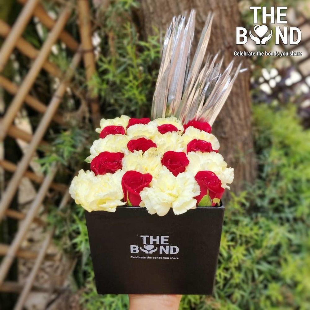Photo From Floral Bouquets - By The Bond