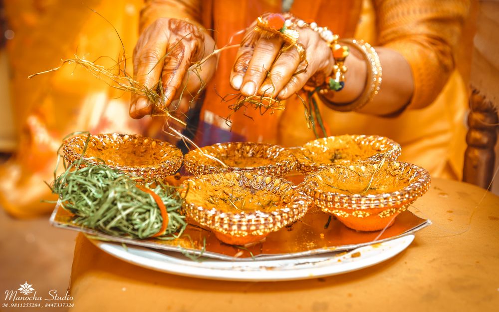 Photo From It's Haldi Time - By Manocha Studio