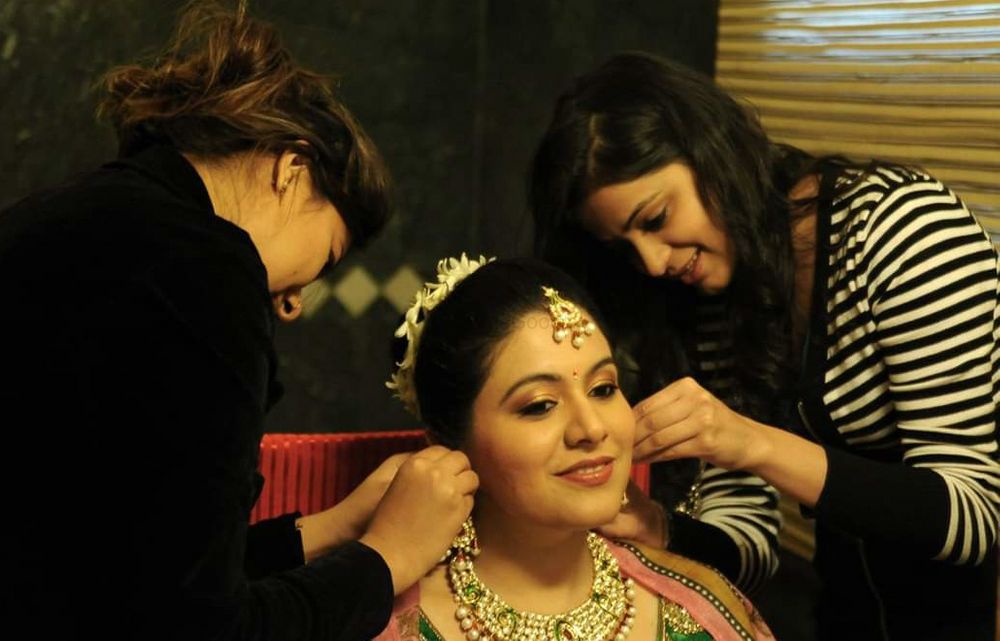 Photo From Getting Ready - By Oshin Wedding Production