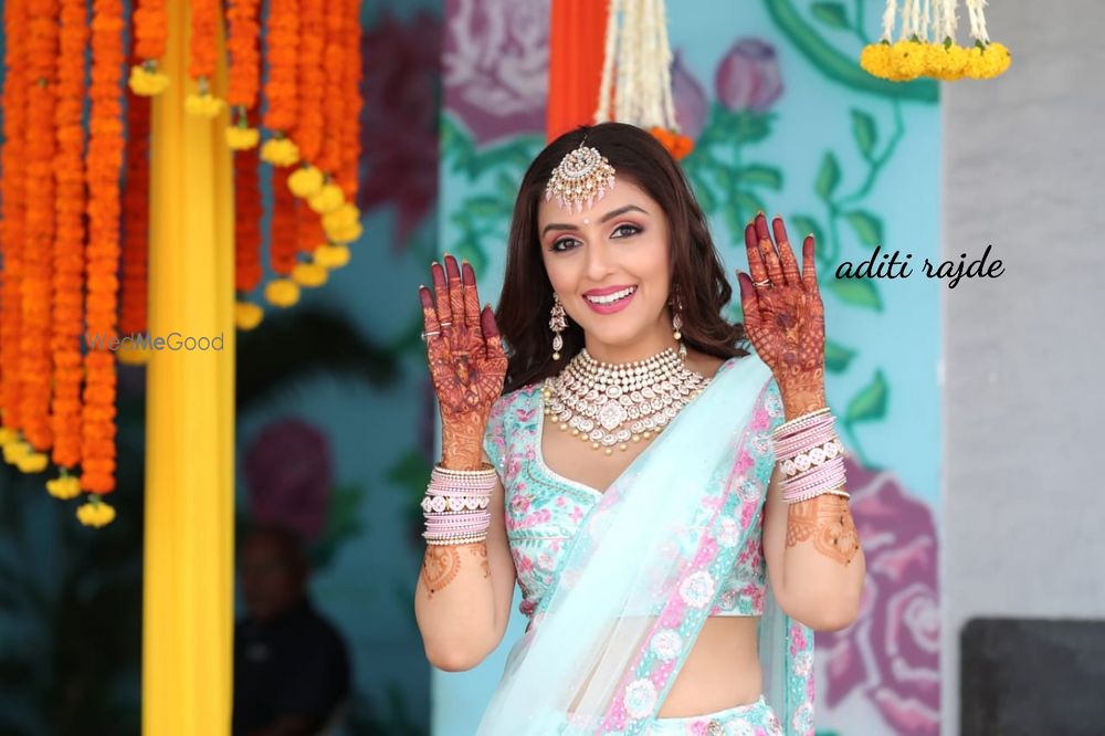 Photo From celebs Aarti Chabaria - By Aditis Mehendi Art