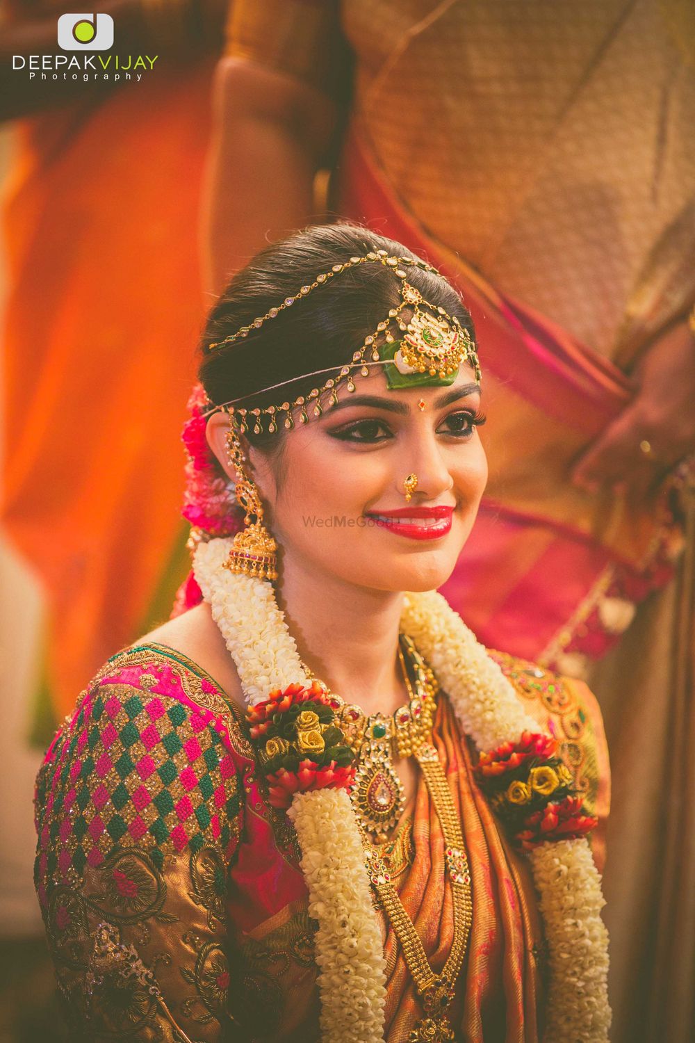 Photo of South Indian Bridal Portrait with Mathapatti and Jhumki