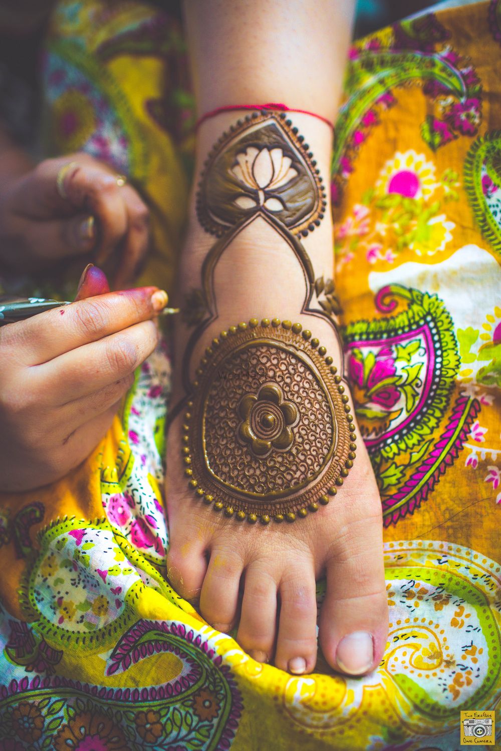 Photo of Bridal Feet Mehendi Lotus Design