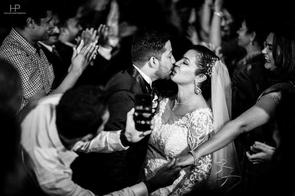 Photo From Vinod and Melanie - By Holla's Photography