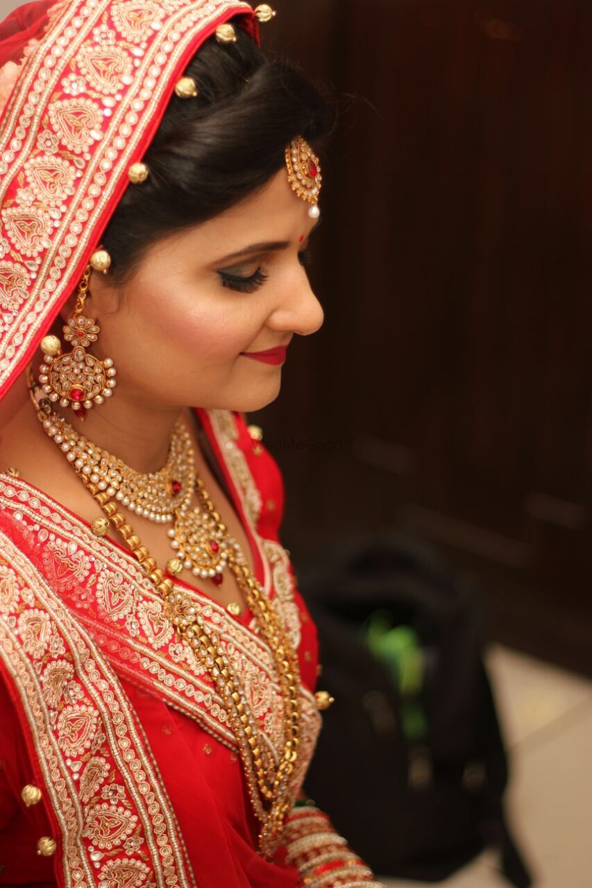 Photo From Beautiful bride Rekha  - By Amita Ahluwalia Makeup Artist