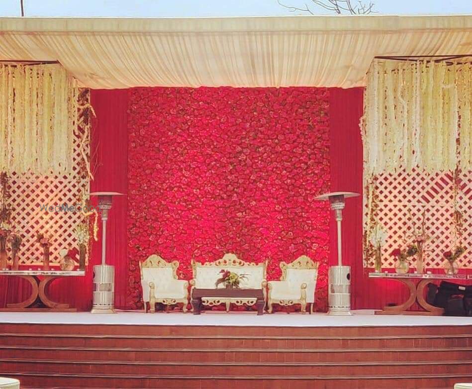 Photo From Beautiful Wedding Stage and Backdrops - By New Stories