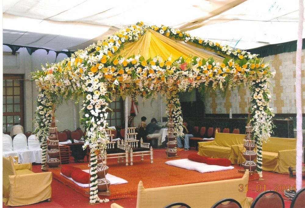 Photo From Mehndi / haldi  - By Romb Decor