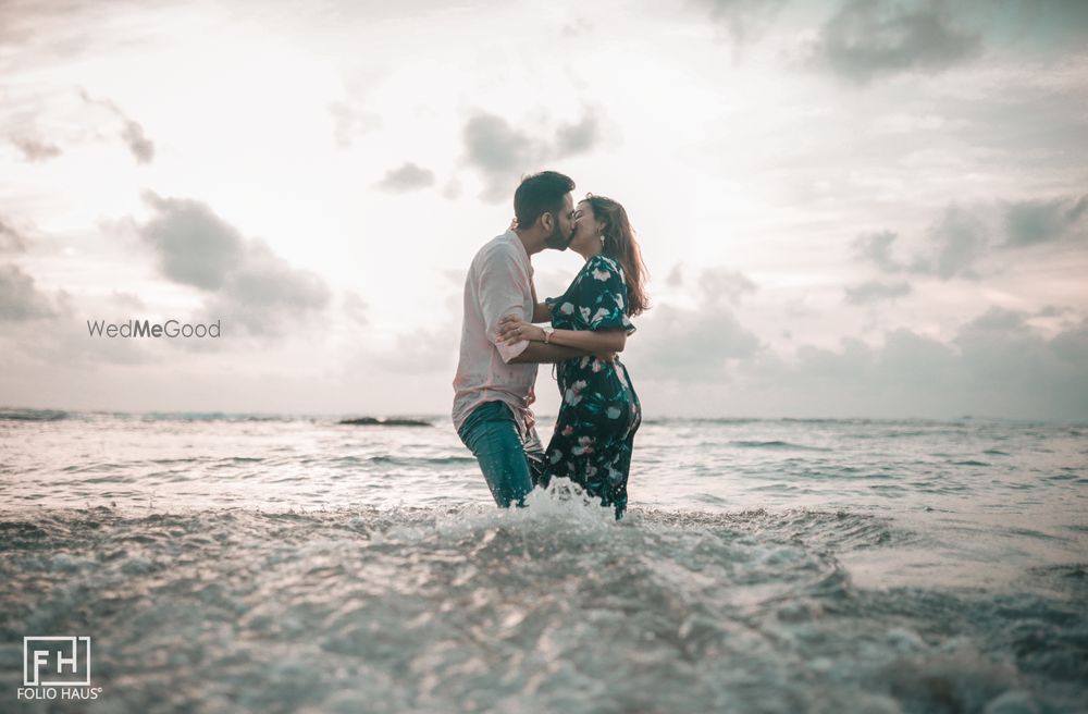 Photo From Pre-wedding - By Folio Haus 