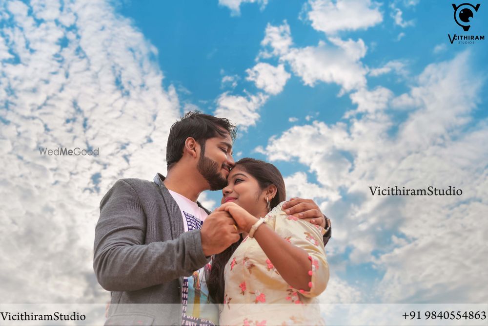 Photo From Arun + Priya I Pre-wedding I Outdoorshoot - By Vicithiram Studio