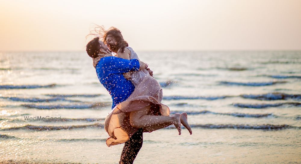 Photo From Hardik&Dimple's Beach Pre-Wedding Shoot - By Soulklick Photography