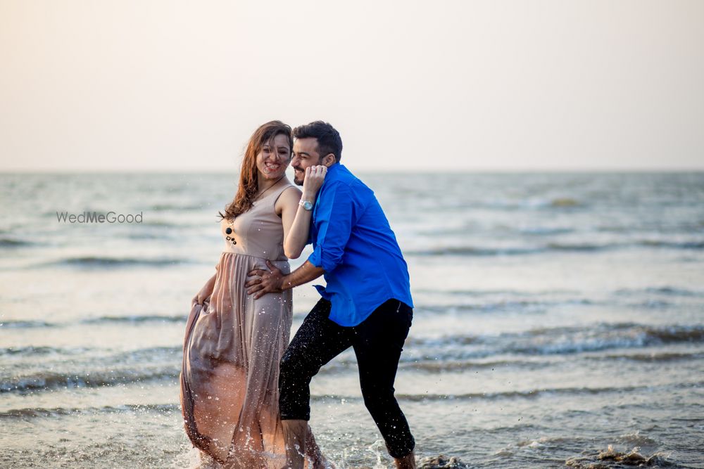 Photo From Hardik&Dimple's Beach Pre-Wedding Shoot - By Soulklick Photography