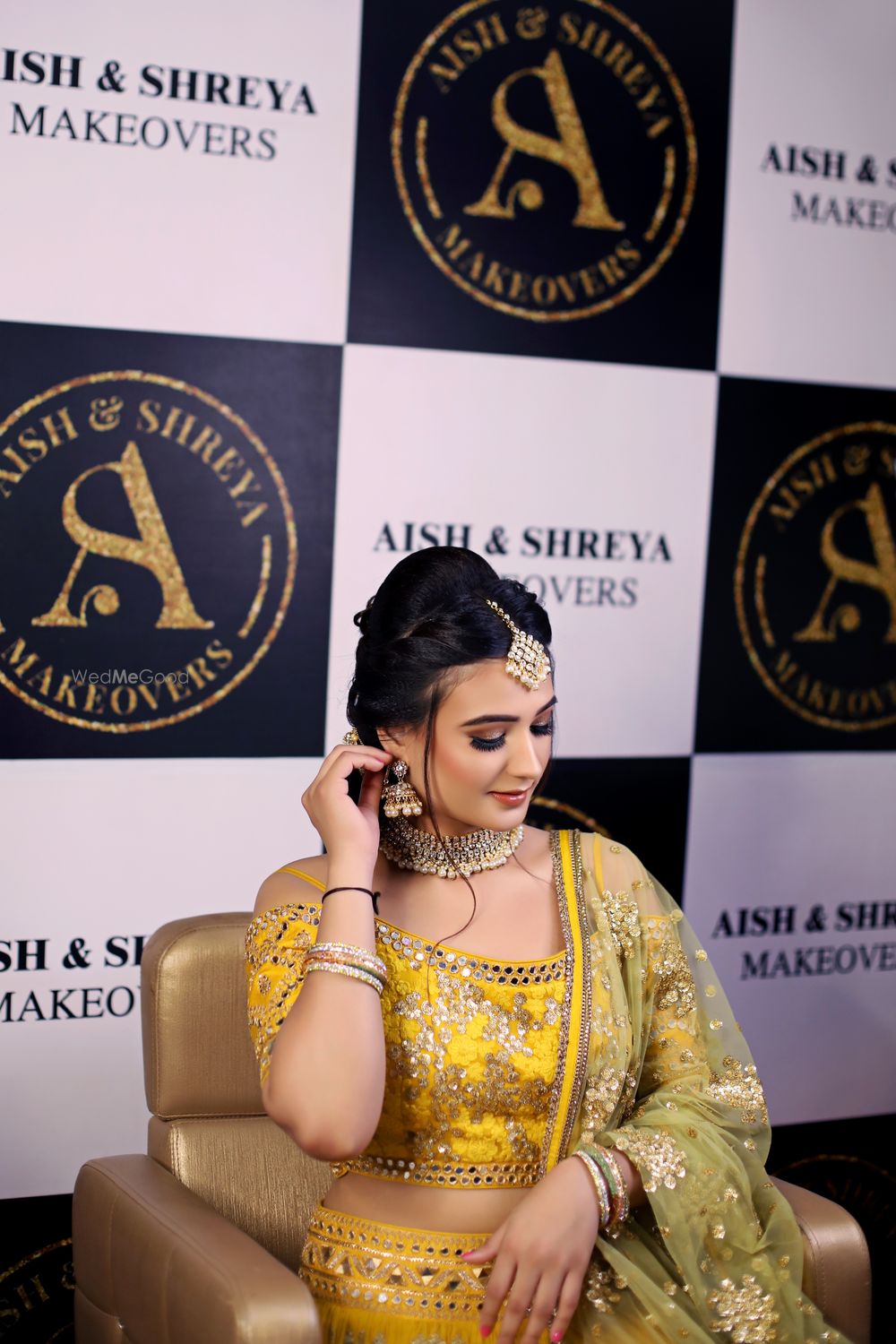 Photo From Mehendi Look - By Aish & Shreya Makeovers