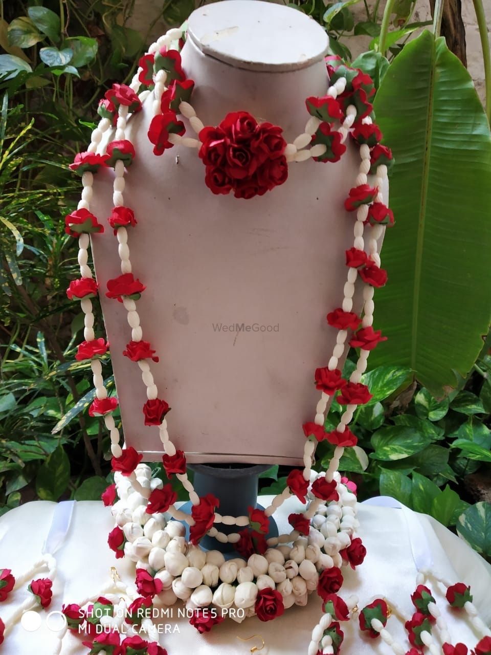 Photo From floral jewellery  - By Chic Gifting Store