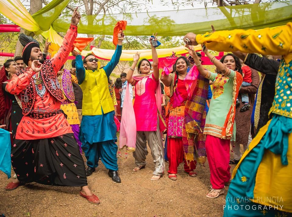 Photo From Ramoji Film City, Hyderabad - The Family That Dances Together - Vishal weds Nikita - By Saurabh Rungta Photography