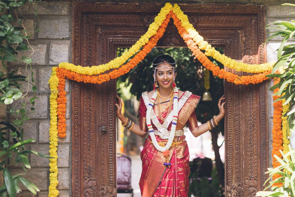 Photo From The BRIDE Book - By Manan Photography