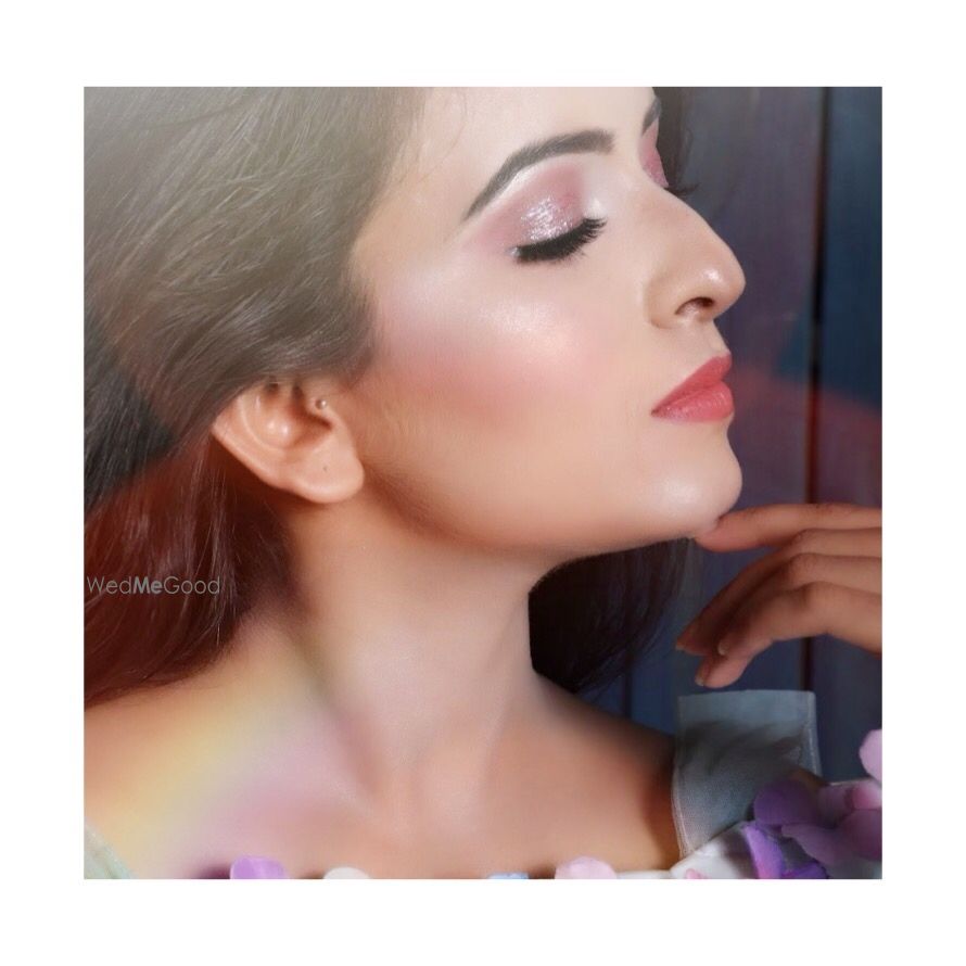 Photo From Pre Wedding shoot - By Makeup Artistry by Mani Bagga