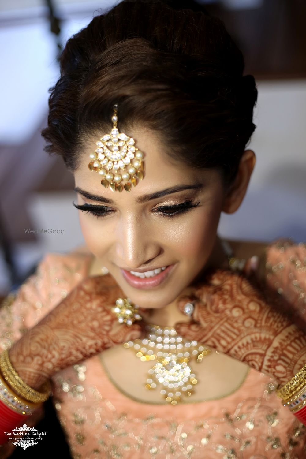 Photo of Kundan Maangtikka with Gold Leaf Drops