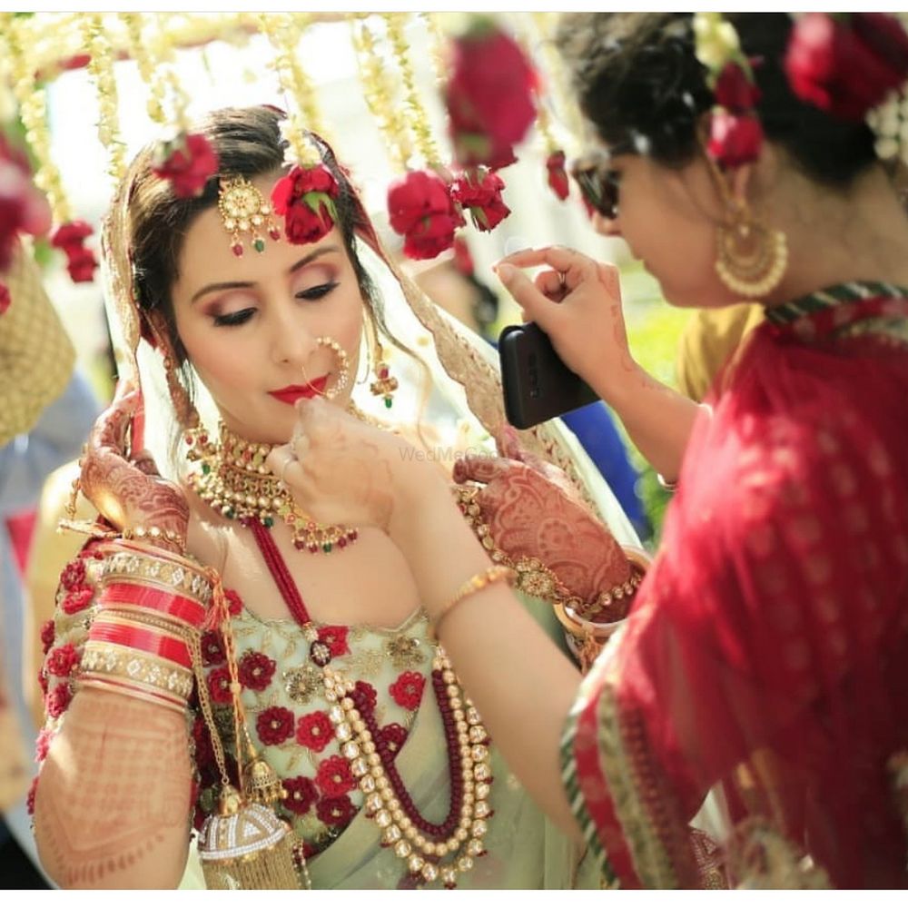 Photo From Bride Prathana - By Aayushi Hatuniya Makeovers