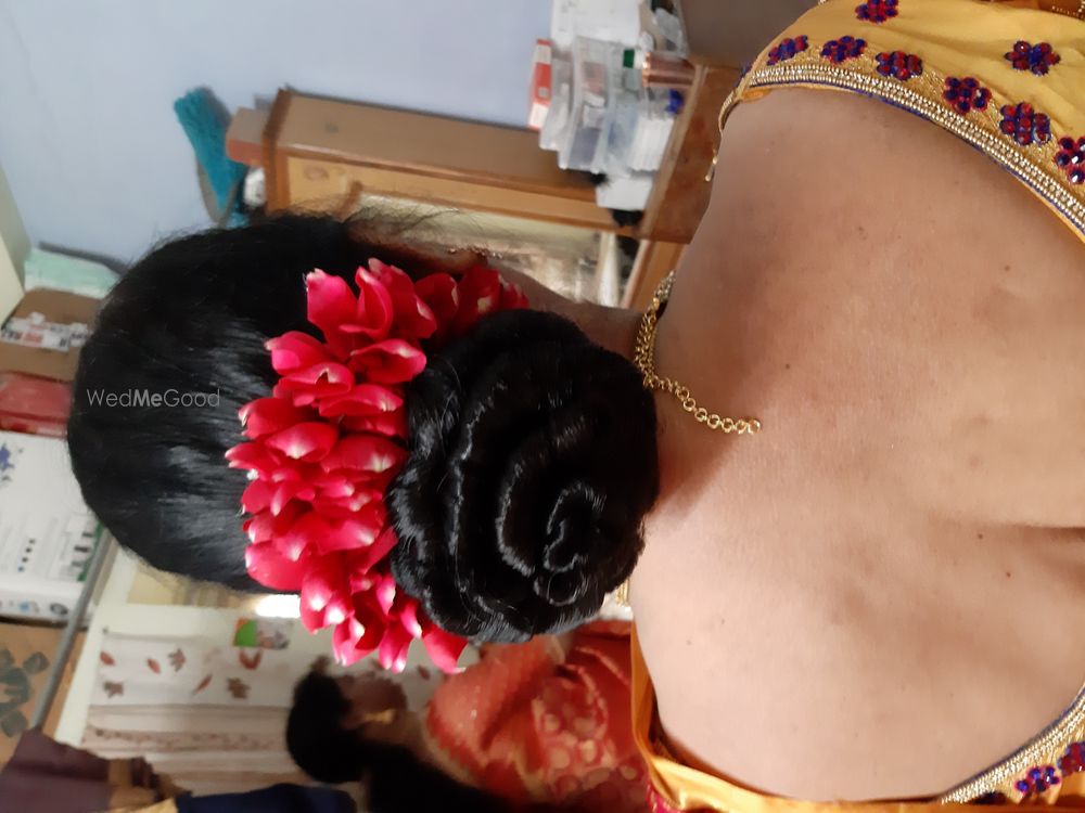 Photo From Bridal/Reception Hairstyles - By This Girl Does Makeup by Bhavna Thakur