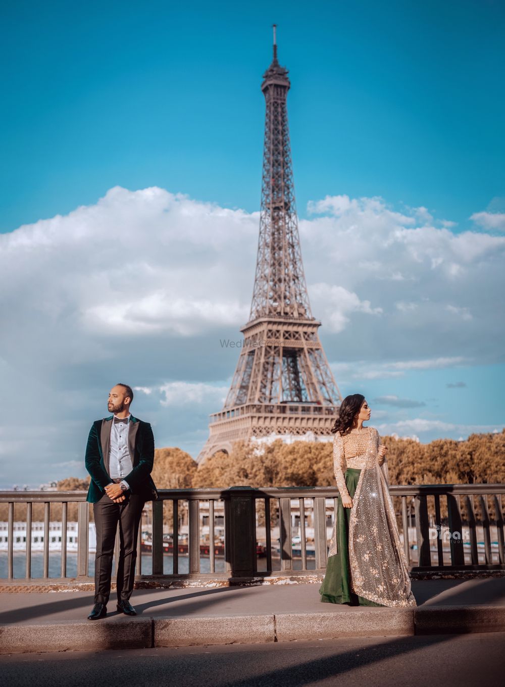 Photo of destination pre wedding shoot idea in paris