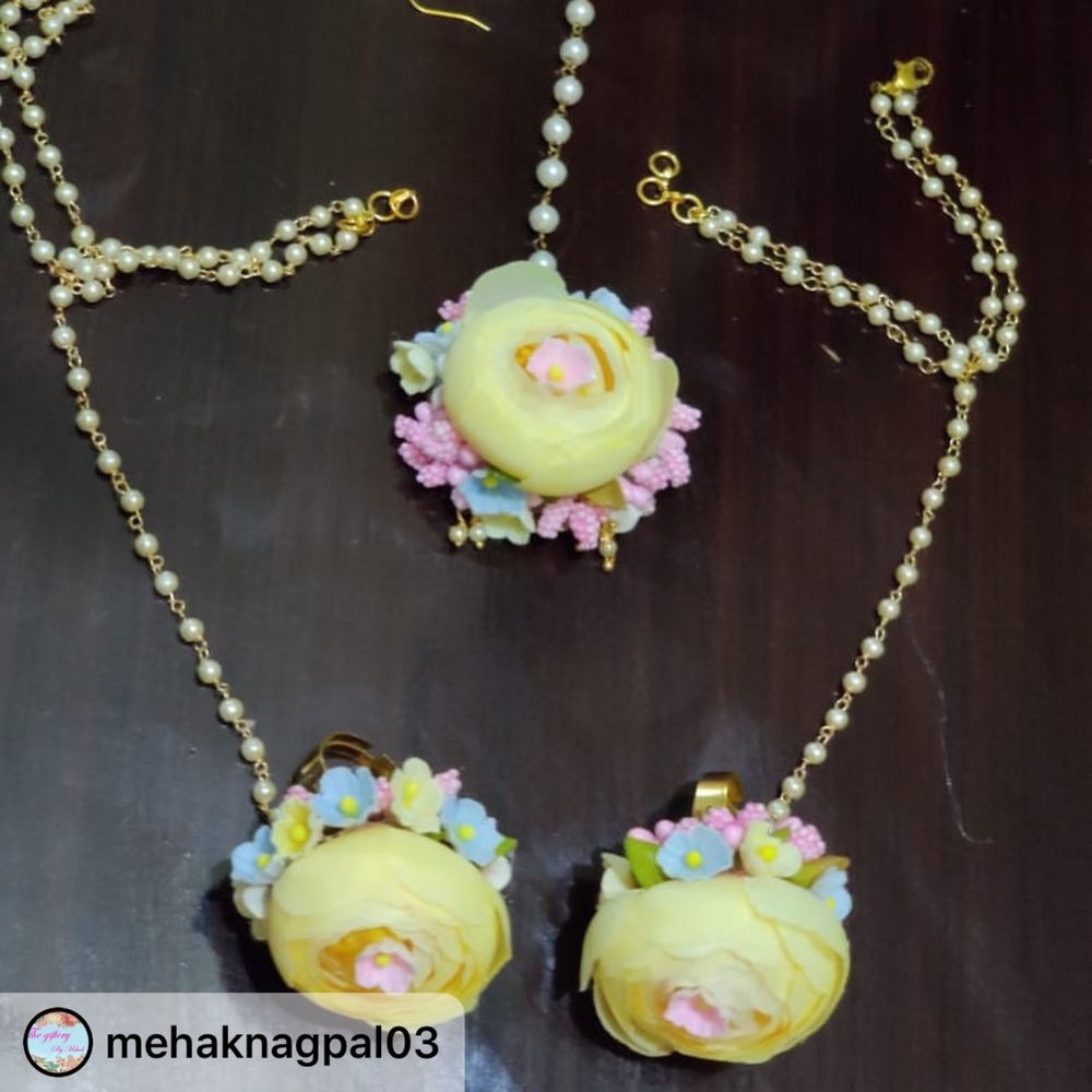 Photo From floral jewellery ( real brides ) - By The Giftery by Mehak