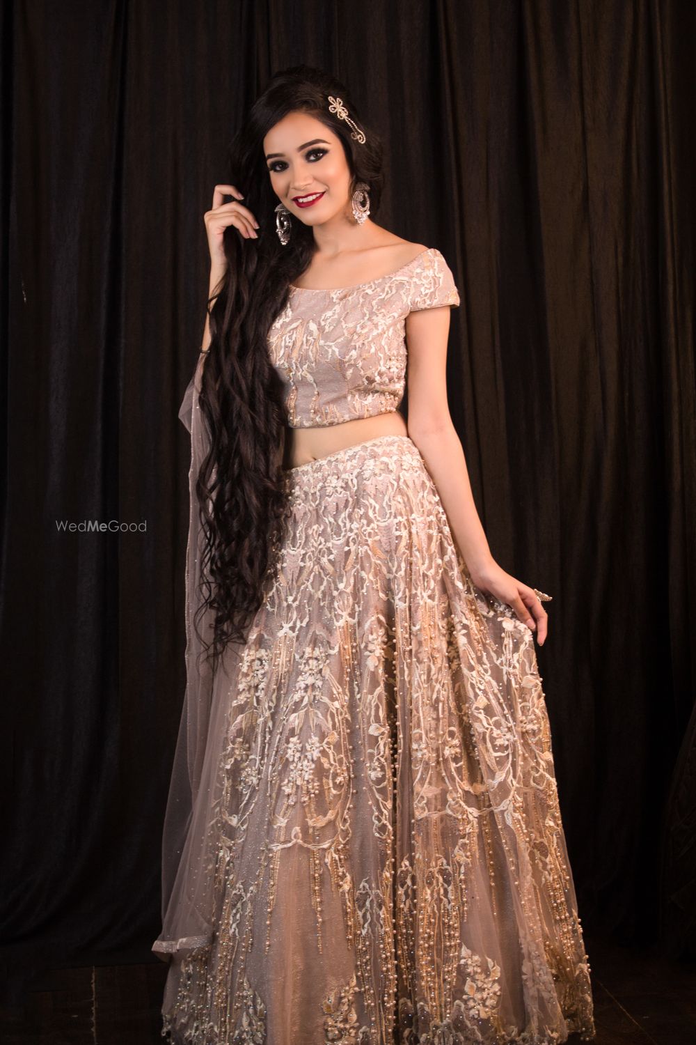 Photo From Smokey eyes - By Aish & Shreya Makeovers