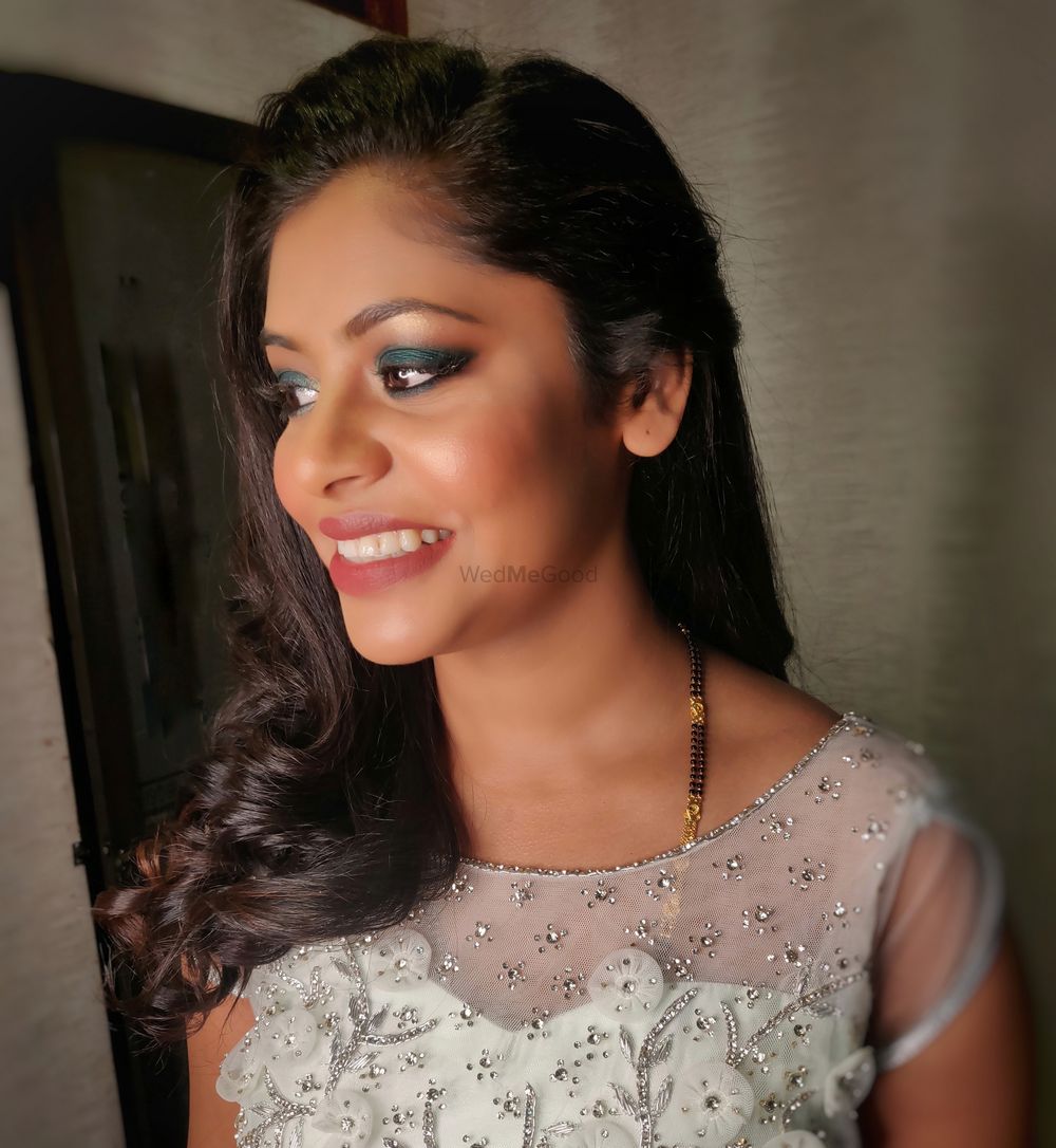 Photo From Engagement - By Makeup by Survi