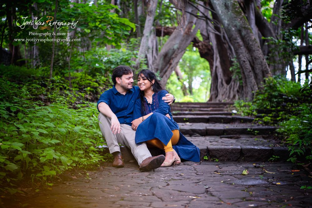 Photo From Pre- Wedding / Couple Photo shoot  - By Jyoti Vyas Photography