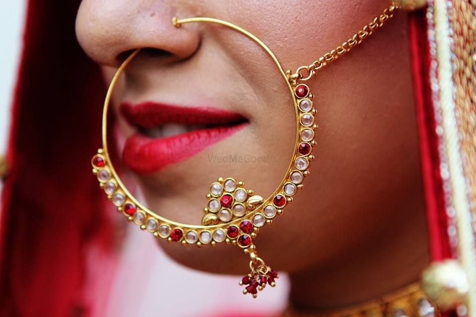 Photo of Gold Nath with Pearls and Ruby