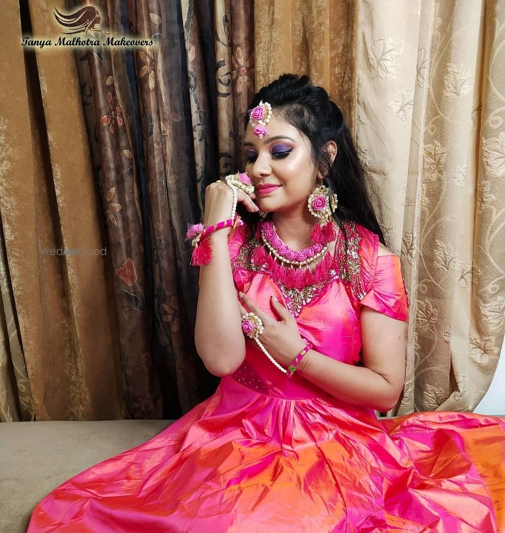 Photo From Mehndi Makeup - By Tanya Malhotra Makeovers