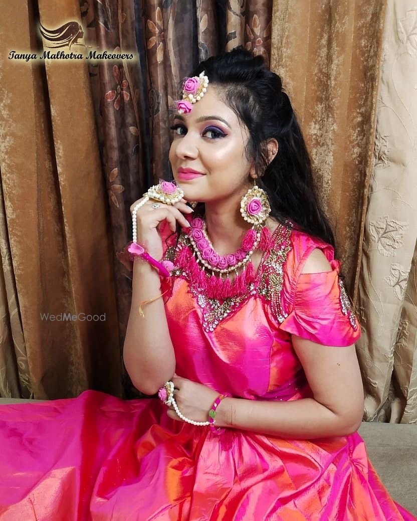 Photo From Mehndi Makeup - By Tanya Malhotra Makeovers