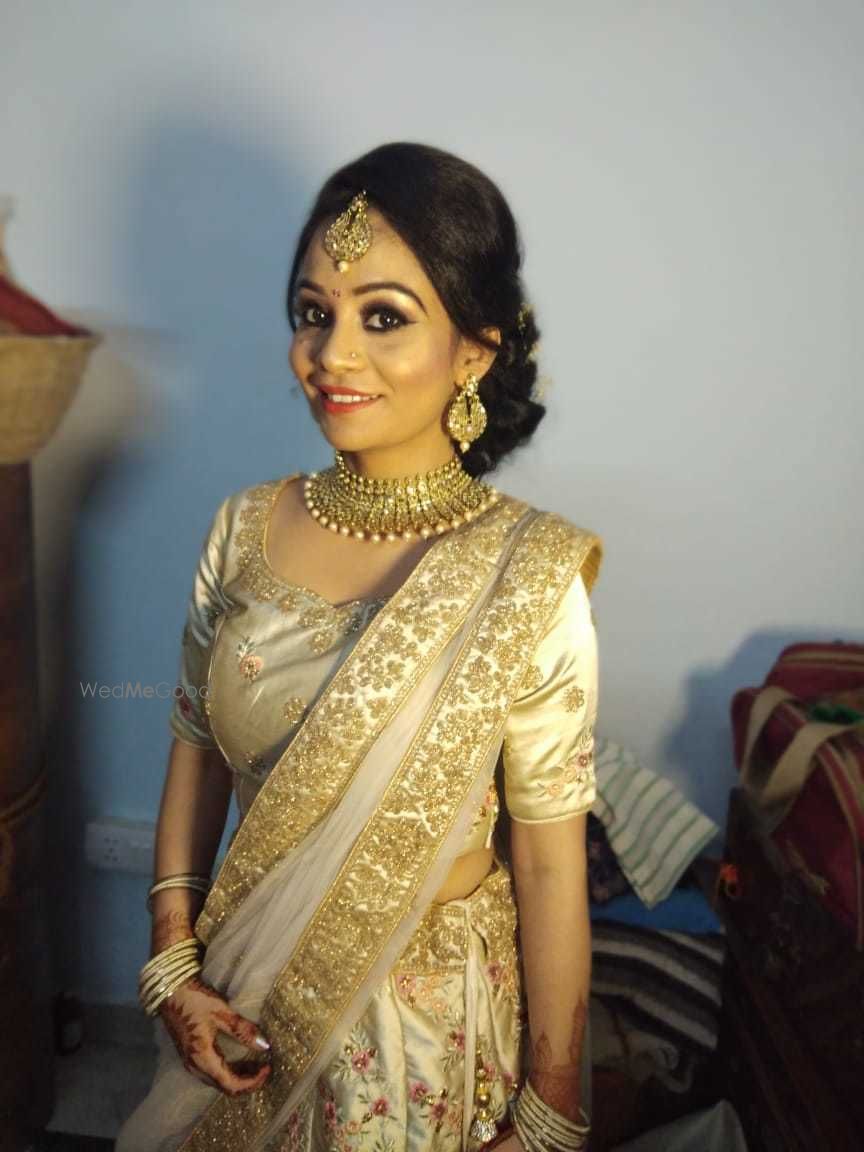 Photo From Engagement Makeup - By Makeovers by Aman Mua