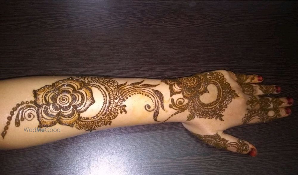 Photo From elegant designs - By Mehendi by Zuha