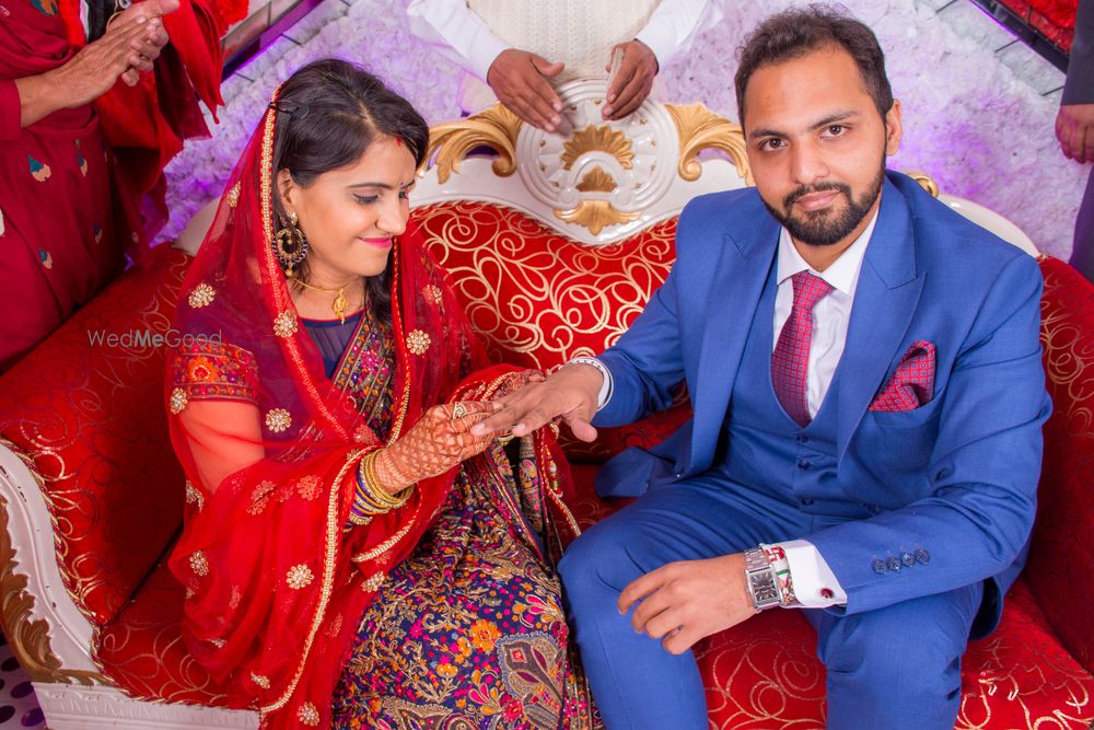 Photo From Kush + Khushboo Engagement - By MJ Arts And Photography