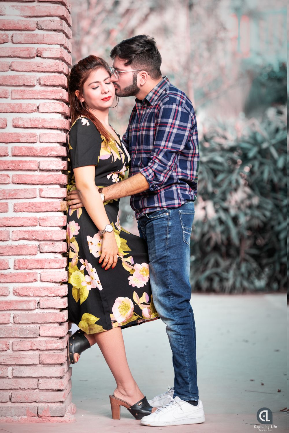Photo From Shubham & Muskan Pre Wedding - By Capturing Life Production